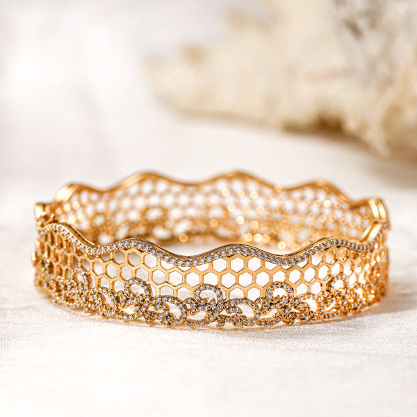 Regal Splendor 22K Gold Polki Heritage Bangle (Copy) zaveribros.com