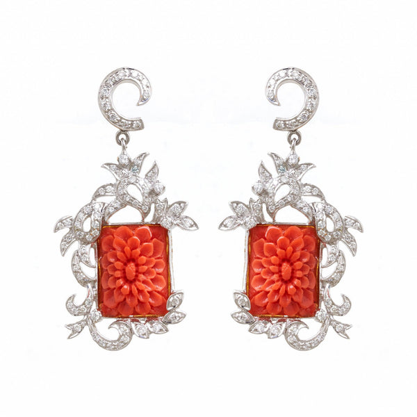 Bold and Beautiful 18Kt Diamond Dangle Earrings - zaveribros.com